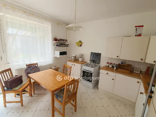 Eladó ház Kiskunlacháza 130 nm
