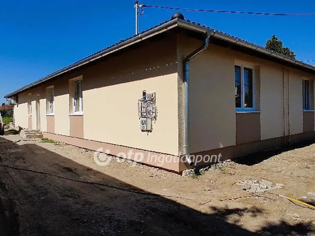 Eladó ház Tura 93 nm