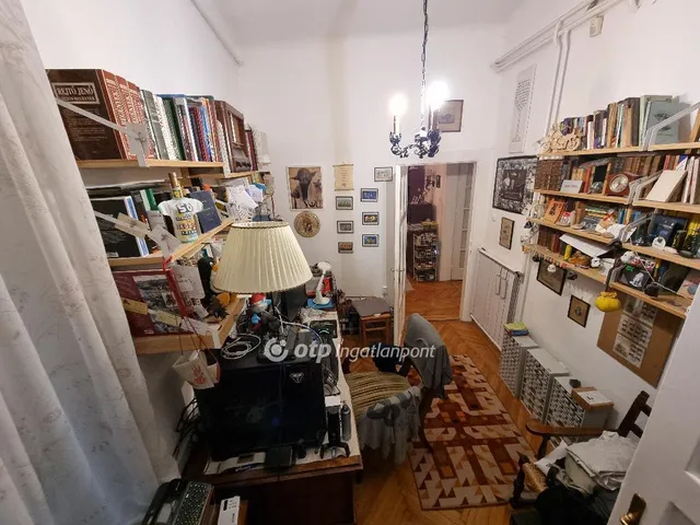 Eladó lakás Budapest II. kerület 102 nm