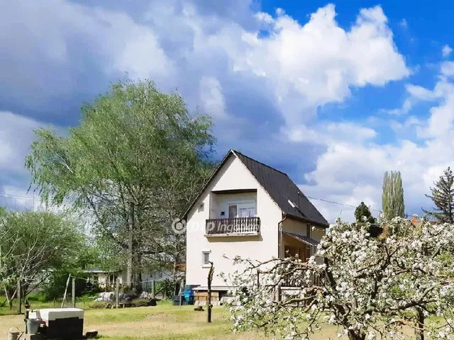 Eladó ház Ráckeve 80 nm