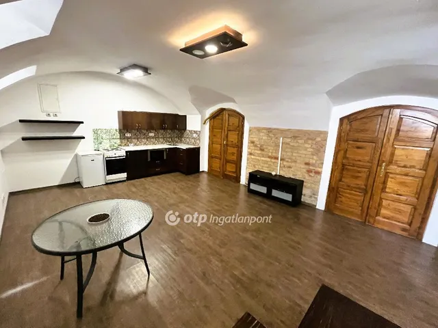 Eladó lakás Budapest VIII. kerület 66 nm