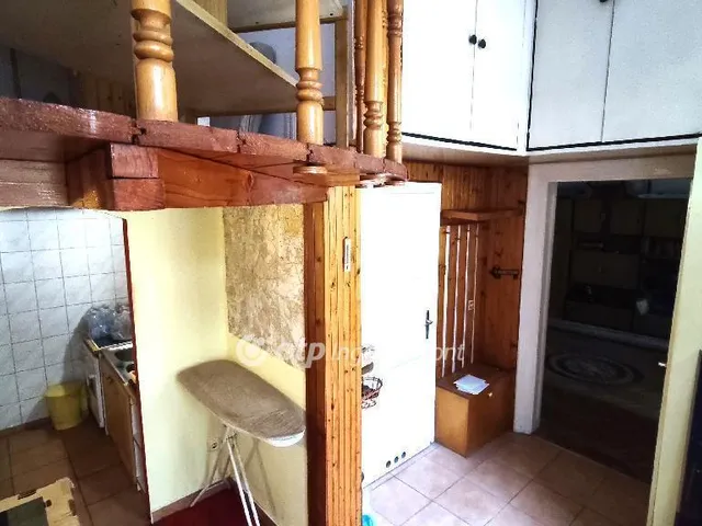 Eladó lakás Budapest VI. kerület 42 nm