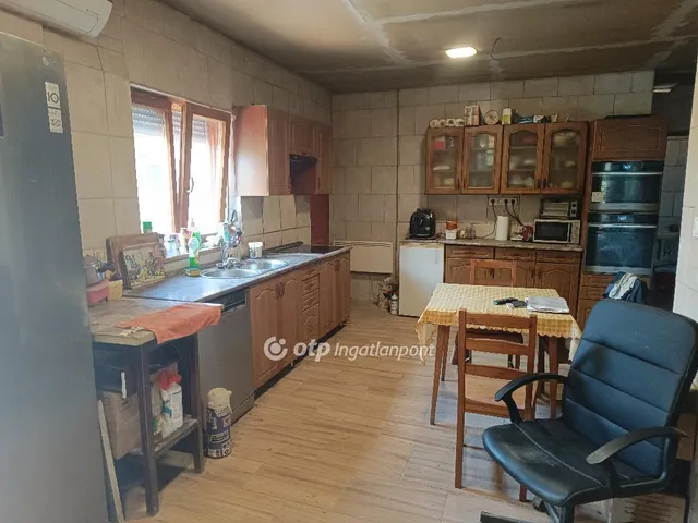 Eladó ház Kiskunlacháza 90 nm