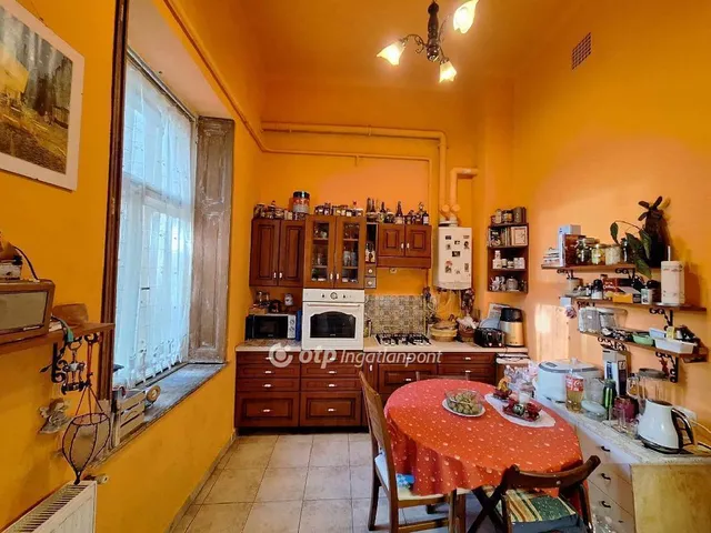 Eladó lakás Budapest VII. kerület 82 nm