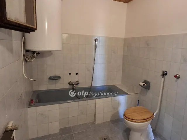 Eladó ház Budapest II. kerület 219 nm