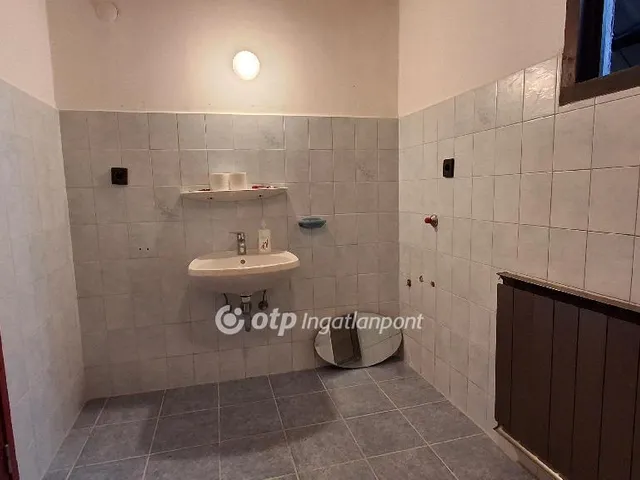 Eladó ház Budapest II. kerület 219 nm