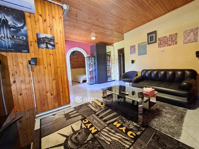 Eladó ház Fót 215 nm