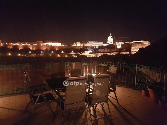 Eladó lakás Budapest I. kerület, Naphegy 107 nm