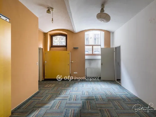 Eladó ház Budapest IX. kerület 1335 nm