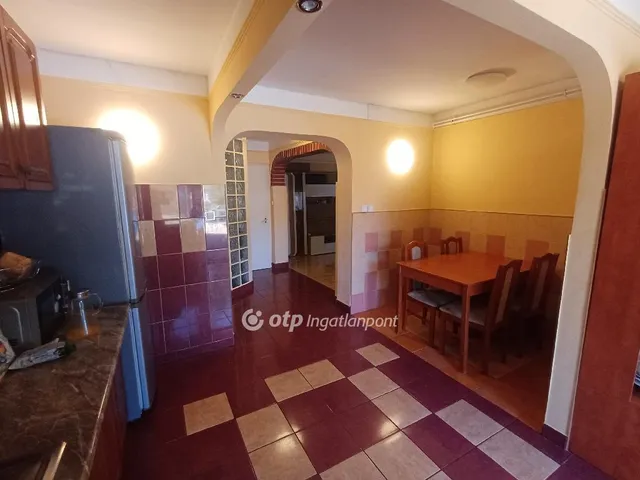 Eladó ház Budapest XX. kerület 200 nm