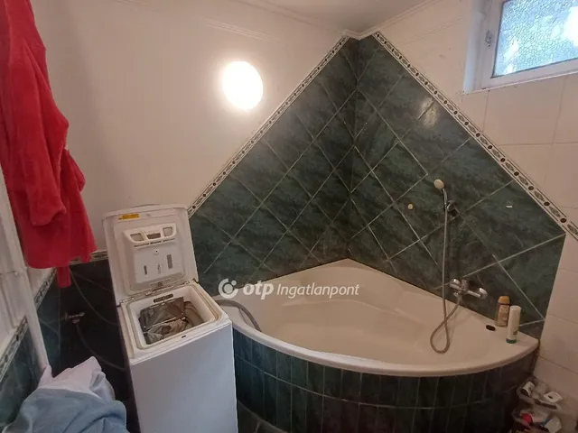 Eladó ház Budapest XX. kerület 200 nm