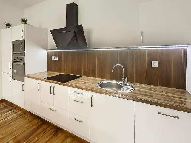 Eladó lakás Budapest V. kerület 57 nm