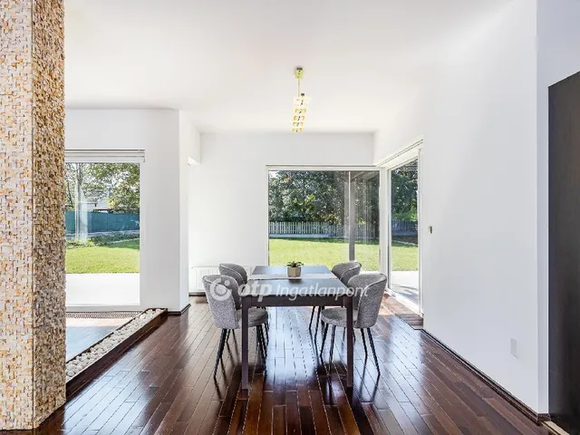 Eladó ház Telki 450 nm