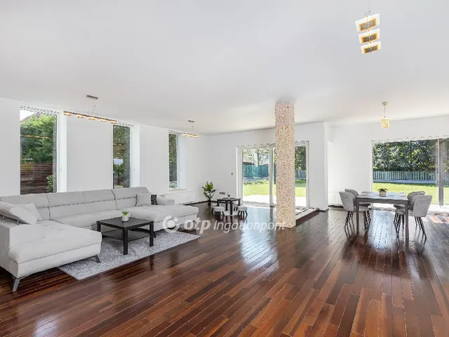 Eladó ház Telki 450 nm