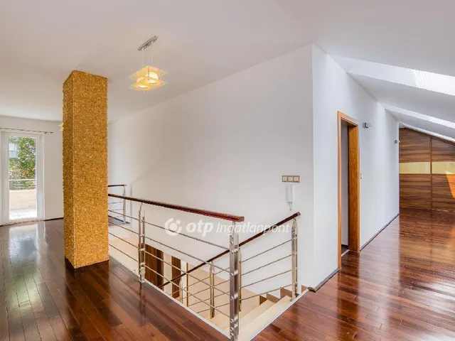 Eladó ház Telki 450 nm