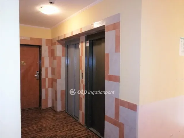 Eladó kereskedelmi és ipari ingatlan Budapest VIII. kerület 4605 nm