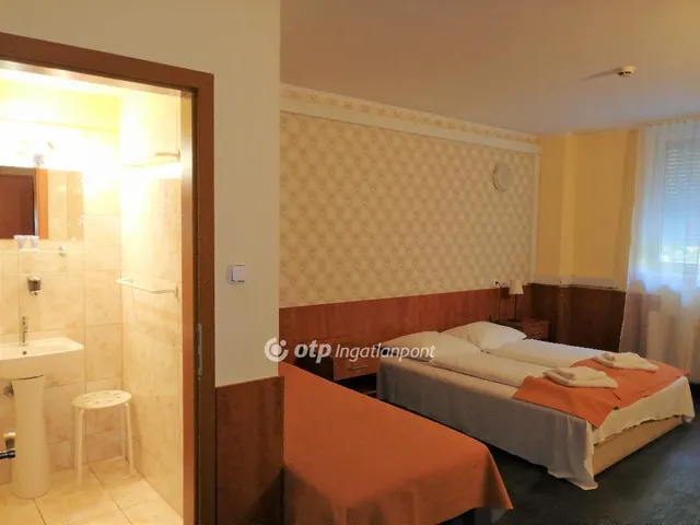 Eladó kereskedelmi és ipari ingatlan Budapest VIII. kerület 4605 nm