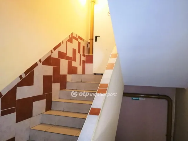 Eladó kereskedelmi és ipari ingatlan Budapest VIII. kerület 4605 nm