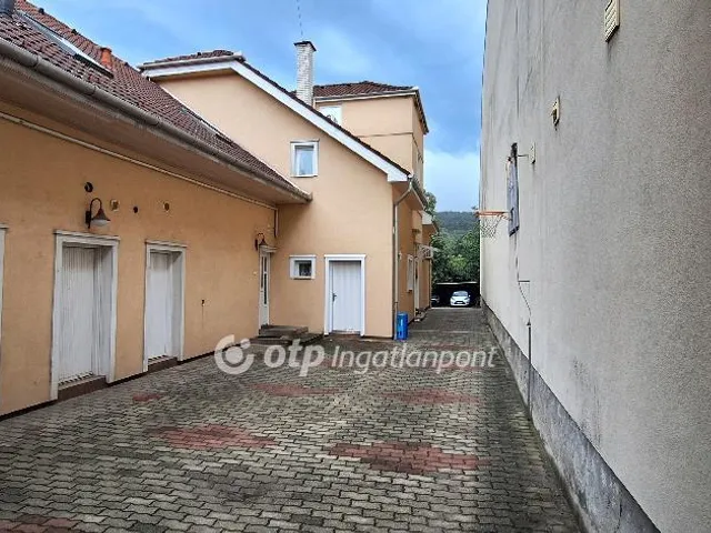 Eladó lakás Nagykovácsi 73 nm