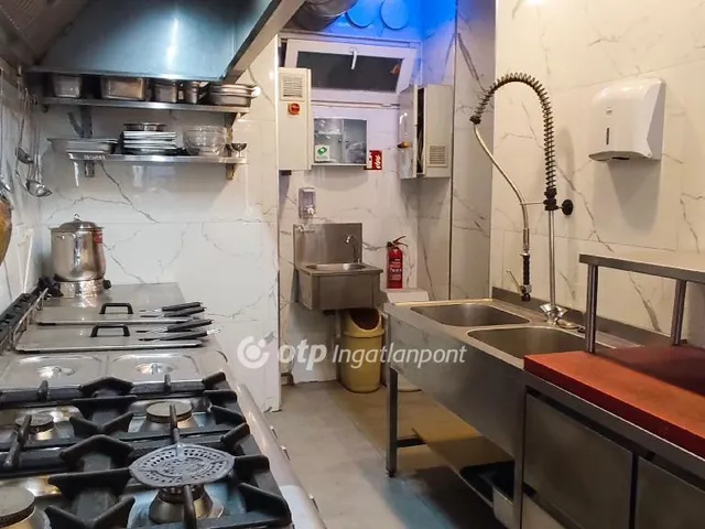 Eladó kereskedelmi és ipari ingatlan Budapest VII. kerület 149 nm