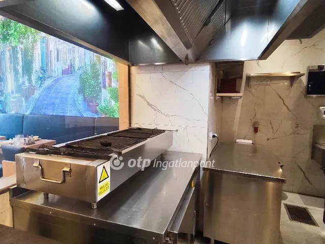 Eladó kereskedelmi és ipari ingatlan Budapest VII. kerület 149 nm
