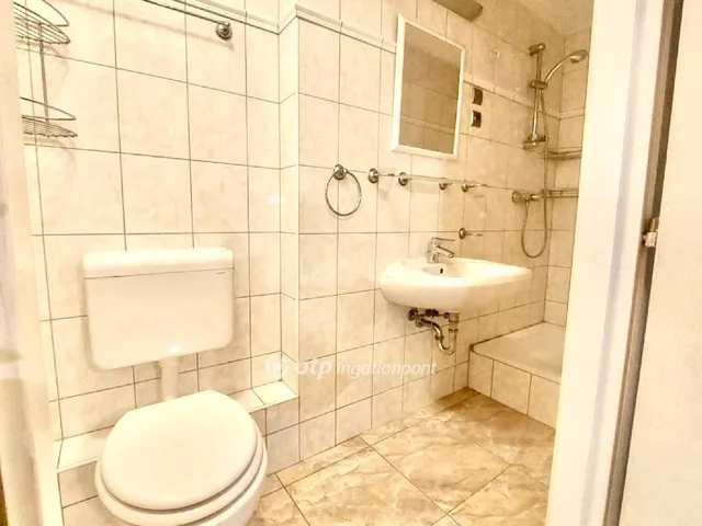 Eladó lakás Budapest XX. kerület 131 nm