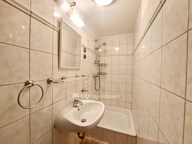 Eladó lakás Budapest XX. kerület 131 nm