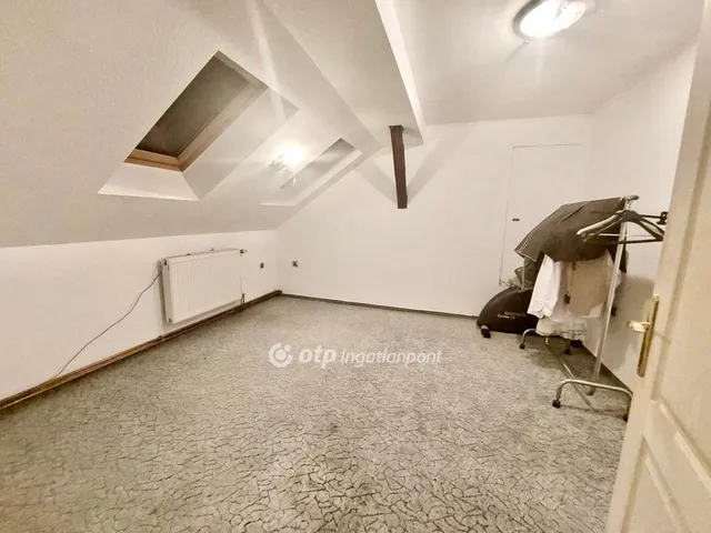 Eladó lakás Budapest XX. kerület 131 nm