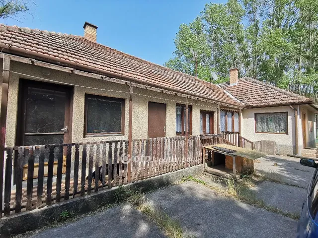 Eladó mezőgazdasági ingatlan Albertirsa 112 nm