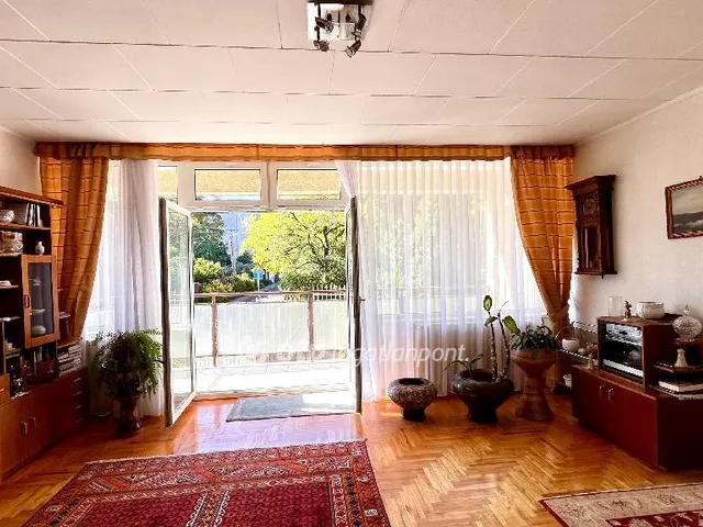 Eladó lakás Budapest XII. kerület, Mártonhegy 65 nm