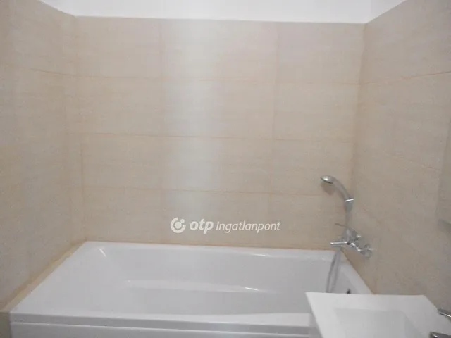 Eladó lakás Budapest XVIII. kerület 72 nm
