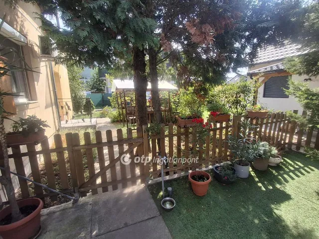 Eladó ház Budapest III. kerület, Csillaghegy 72 nm