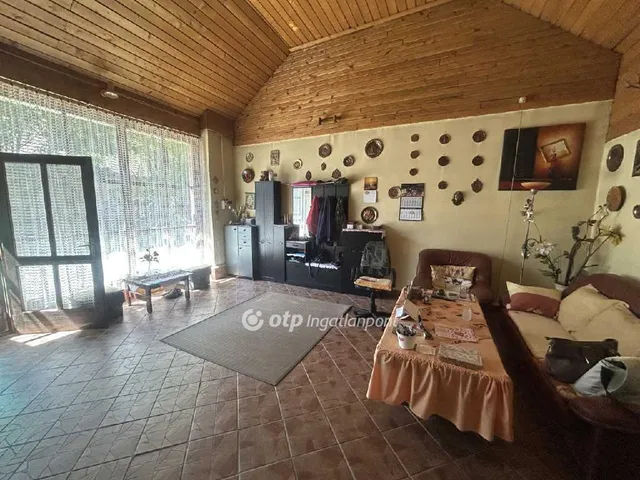 Eladó ház Püspökhatvan 200 nm