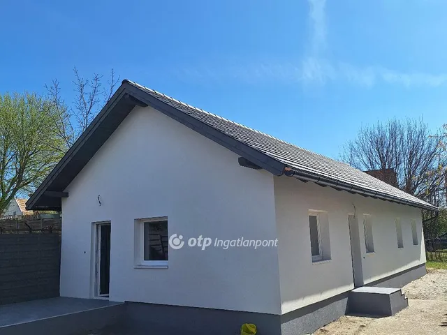 Eladó ház Fót 86 nm