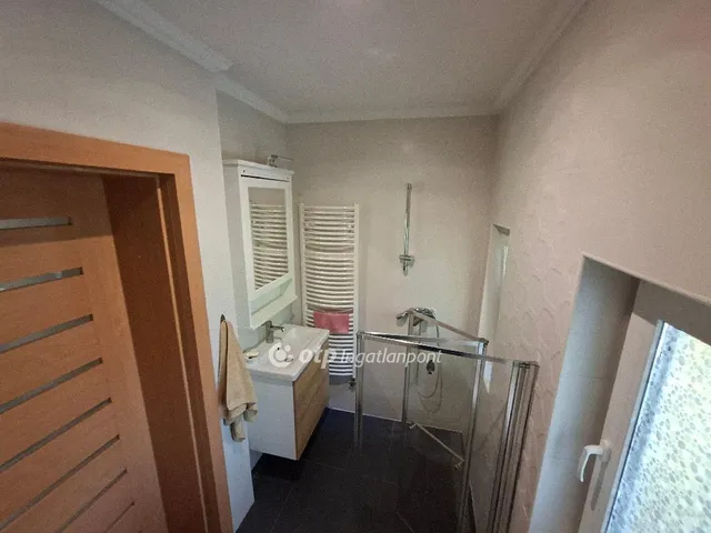 Eladó ház Gödöllő 135 nm