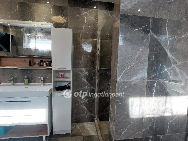 Eladó ház Gödöllő 160 nm