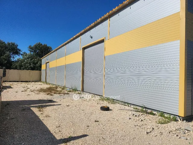 Eladó kereskedelmi és ipari ingatlan Piliscsaba 525 nm
