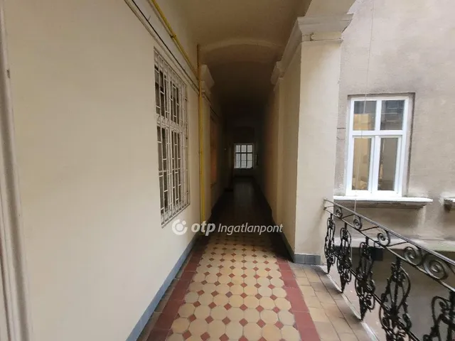 Eladó lakás Budapest I. kerület 55 nm