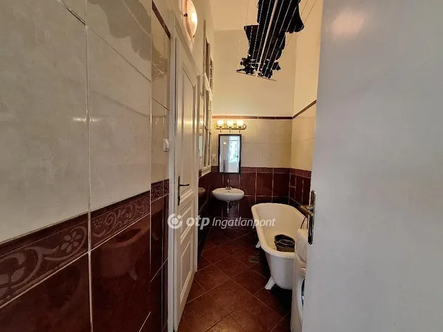 Eladó lakás Budapest VIII. kerület 125 nm