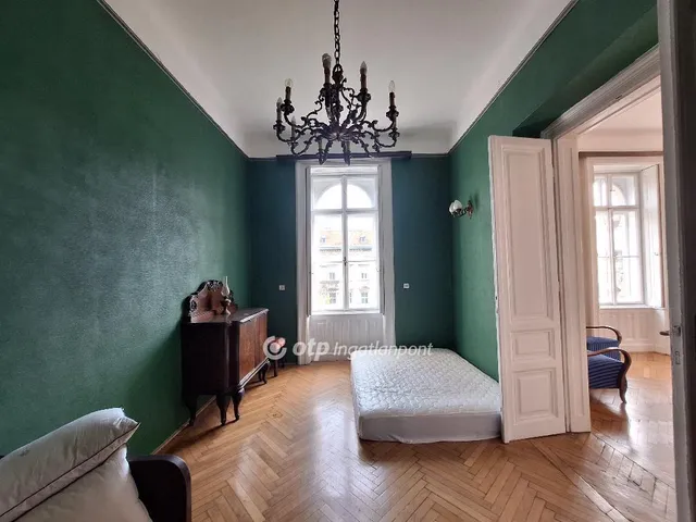 Eladó lakás Budapest VIII. kerület 125 nm