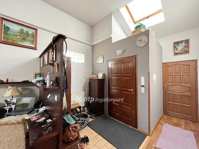 Eladó ház Budapest XV. kerület, Rákospalota 180 nm