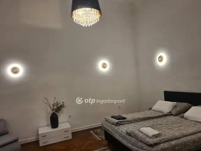 Eladó lakás Budapest V. kerület 72 nm