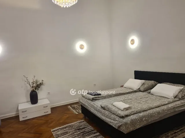 Eladó lakás Budapest V. kerület 72 nm