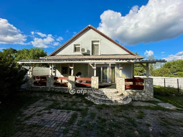 Eladó ház Sülysáp 300 nm