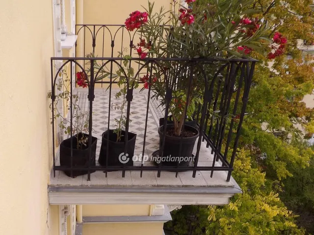 Eladó lakás Budapest II. kerület 92 nm