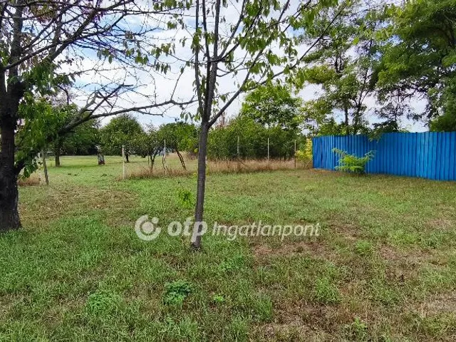 Eladó ház Újszász 65 nm