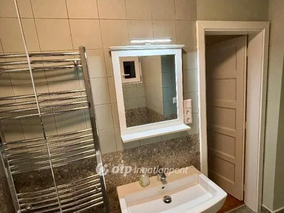 Eladó lakás Budapest I. kerület 47 nm