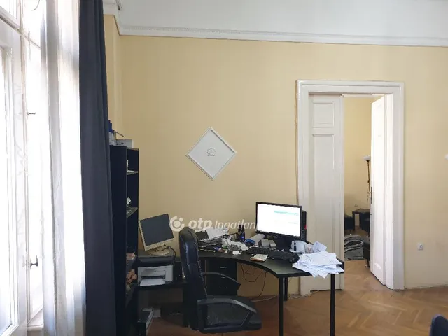 Eladó lakás Budapest VIII. kerület, Józsefváros 76 nm