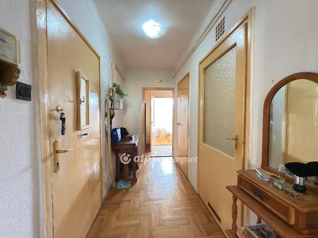 Eladó lakás Budapest X. kerület, Óhegy 56 nm