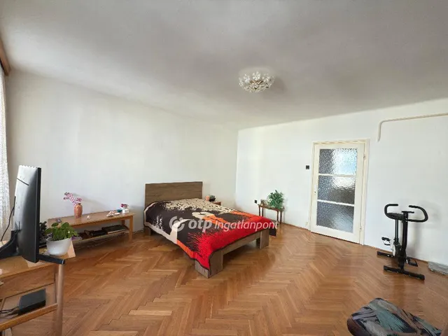 Eladó lakás Budapest X. kerület, Óhegy 56 nm